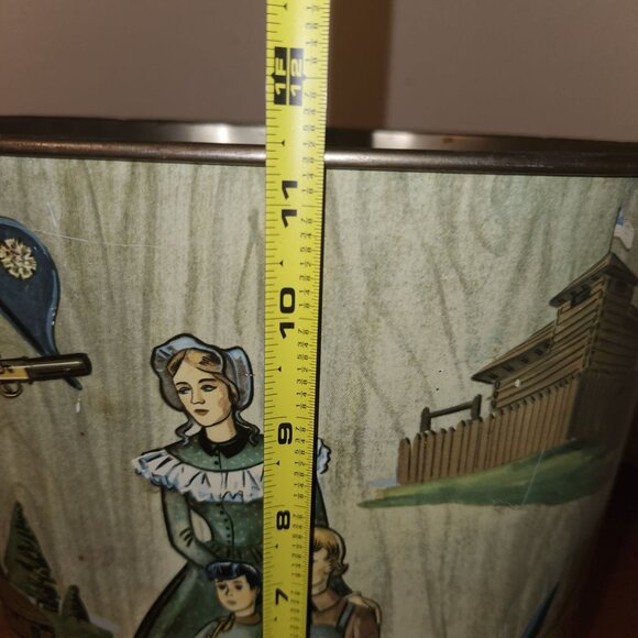 Davy Crockett Vintage 1956 Metal Trash Can 11.5" H x 11" L x 7" W - Picture 11 of 12